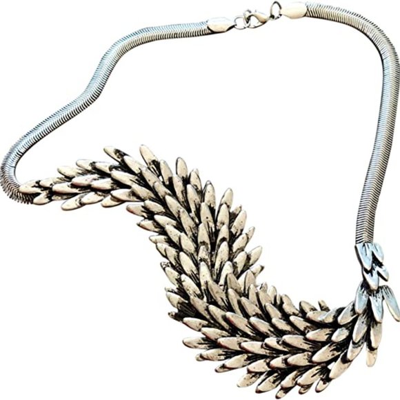 Dragon Wing Scale Necklace - Picture 2 of 8